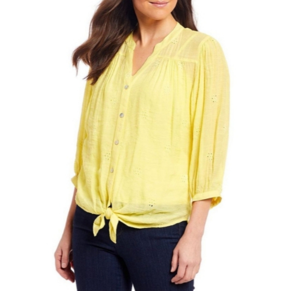 Figueroa&Flowers Cecilia Lace Yoke 3/4 Sleeve Top